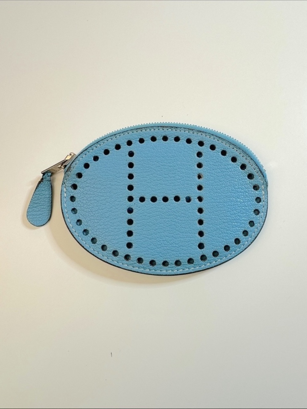 Pre-Owned** HERMES Perforated 'H' Coin Wallet